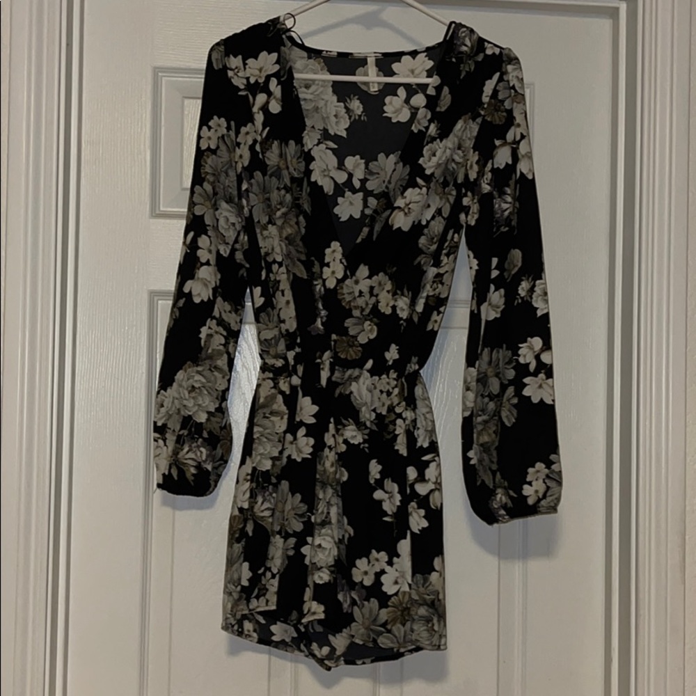 Floral Long sleeve Romper